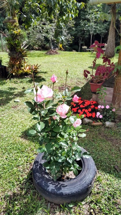 Chale Vale Das Flores - Visconde De Maua Rj Exteriér fotografie